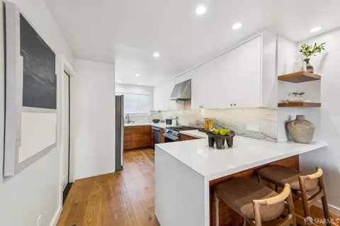Kitchen - 646 Brighton Rd, Pacifica, CA 94044 photo 1 of 6