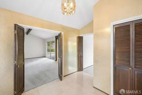 Entry Way - 85 Warfield Dr, Moraga, CA 94556 photo 7 of 9
