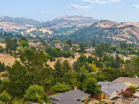 View/Area - 85 Warfield Dr, Moraga, CA 94556 photo 2 of 5