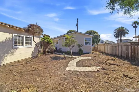 Exterior - 179 Santa Maria Ave, Pacifica, CA 94044 photo 3 of 6
