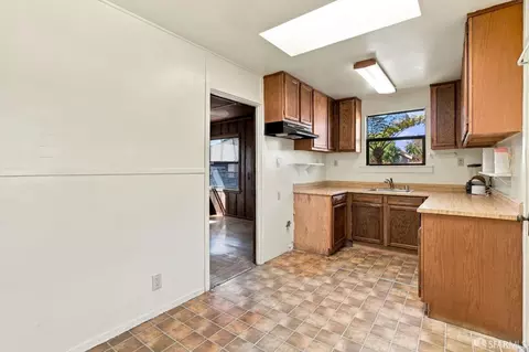 Kitchen - 179 Santa Maria Ave, Pacifica, CA 94044 photo 5 of 6