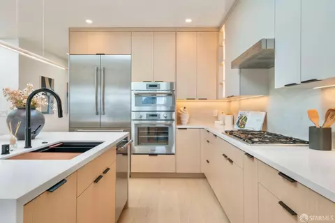 Kitchen - 975 Darien Way, San Francisco, CA 94127 photo 4 of 8