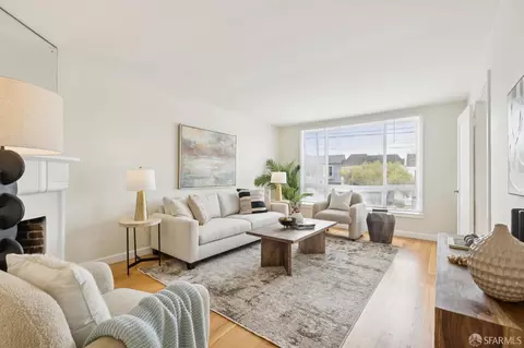 Living - 2154 41st Ave, San Francisco, CA 94116 photo 1 of 3