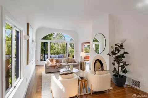 1160 Glen Ave, Berkeley, CA 94708