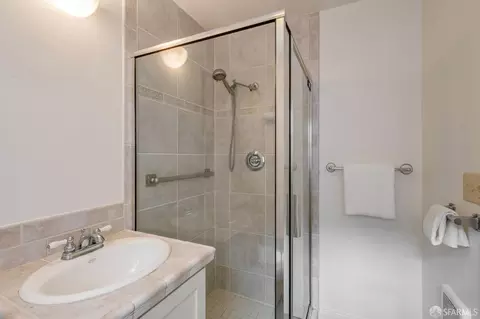 Bath - 1160 Glen Ave, Berkeley, CA 94708 photo 1 of 3