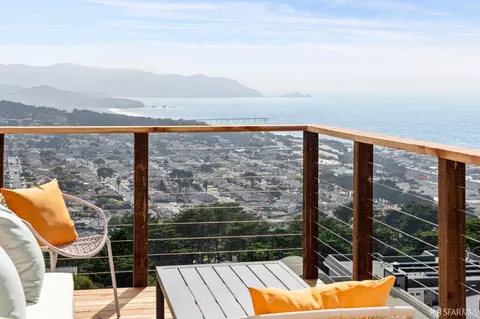View/Area - 146 Beachview Ave, Pacifica, CA 94044 photo 3 of 13
