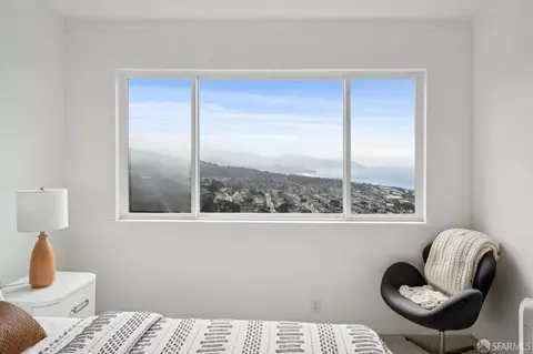 Bedroom - 146 Beachview Ave, Pacifica, CA 94044 photo 6 of 9