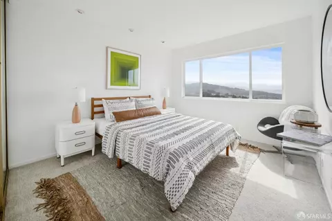Bedroom - 146 Beachview Ave, Pacifica, CA 94044 photo 4 of 9