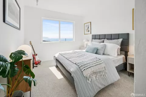 Bedroom - 146 Beachview Ave, Pacifica, CA 94044 photo 7 of 9