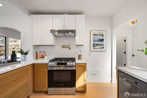 Kitchen - 15 Shields St, San Francisco, CA 94132 photo 3 of 9