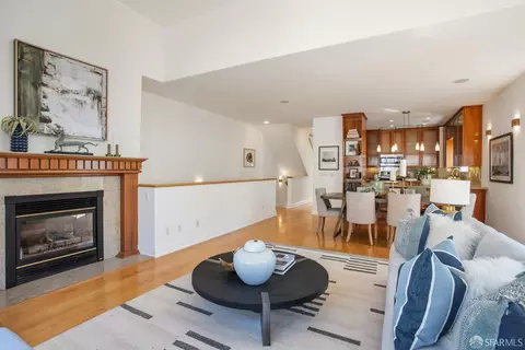 Living - 35 Glen Ct, San Francisco, CA 94112 photo 5 of 7