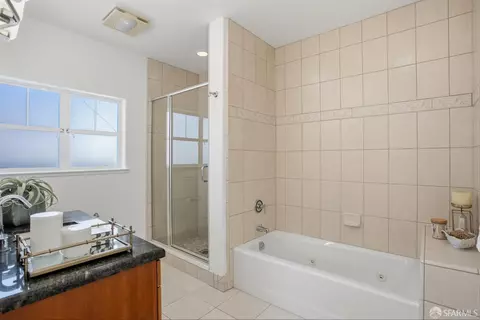 Bath - 35 Glen Ct, San Francisco, CA 94112 photo 2 of 7