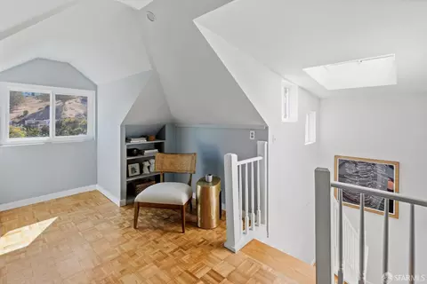 Entry Way - 471 Valley St, San Francisco, CA 94131 photo 1 of 1