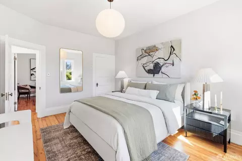Bedroom - 471 Valley St, San Francisco, CA 94131 photo 1 of 8