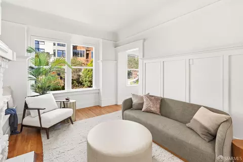 Living - 471 Valley St, San Francisco, CA 94131 photo 7 of 9