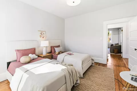 Bedroom - 471 Valley St, San Francisco, CA 94131 photo 5 of 8