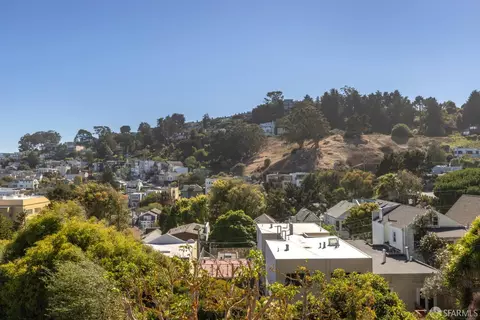 View/Area - 471 Valley St, San Francisco, CA 94131 photo 3 of 10