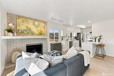 Living - 953 Park Pacifica Ave, Pacifica, CA 94044 photo 5 of 9