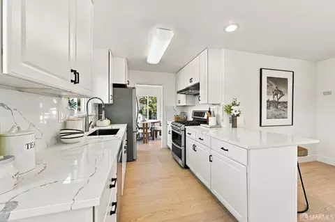 Kitchen - 953 Park Pacifica Ave, Pacifica, CA 94044 photo 1 of 4