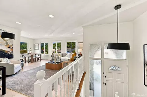 Entry Way - 953 Park Pacifica Ave, Pacifica, CA 94044 photo 2 of 2