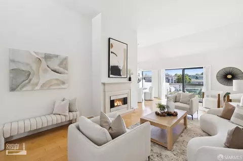 838 Balboa Ln, Foster City, CA 94404