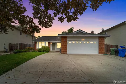 1160 Bennett Ct, Fremont, CA 94536