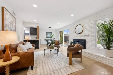 Living - 4906 Nelson St, Fremont, CA 94538 photo 4 of 8