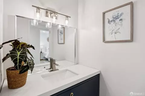 Bath - 4906 Nelson St, Fremont, CA 94538 photo 3 of 4