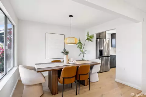Dining - 4906 Nelson St, Fremont, CA 94538 photo 3 of 6