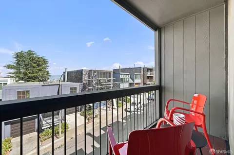 Exterior - 10 Topaz Way, San Francisco, CA 94131 photo 3 of 7