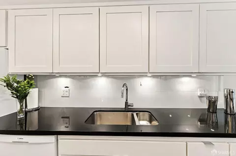 Kitchen - 10 Topaz Way, San Francisco, CA 94131 photo 4 of 5