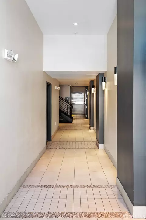 Entry Way - 2412 Harrison St #204, San Francisco, CA 94110 photo 4 of 4