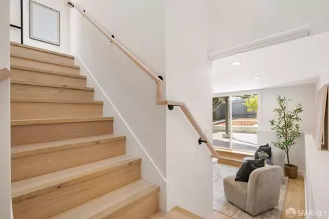 Entry Way - 567 Head St, San Francisco, CA 94132 photo 7 of 11
