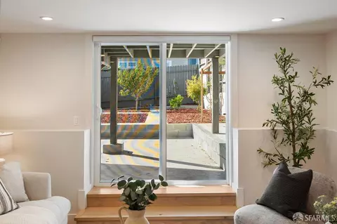 Exterior - 567 Head St, San Francisco, CA 94132 photo 9 of 19
