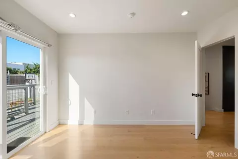 Bedroom - 567 Head St, San Francisco, CA 94132 photo 5 of 9