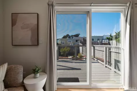 Exterior - 567 Head St, San Francisco, CA 94132 photo 3 of 19