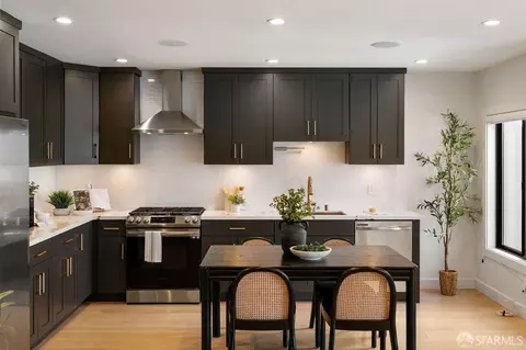Kitchen - 567 Head St, San Francisco, CA 94132 photo 2 of 3