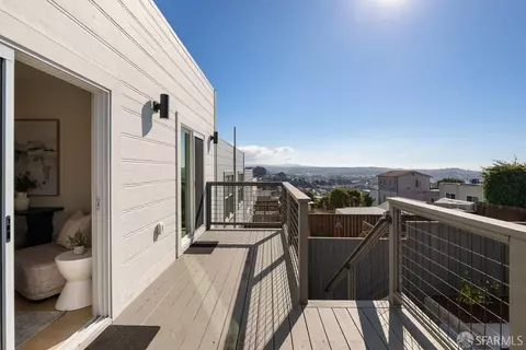 Exterior - 567 Head St, San Francisco, CA 94132 photo 5 of 19