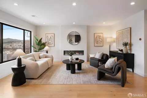 Living - 567 Head St, San Francisco, CA 94132 photo 1 of 7