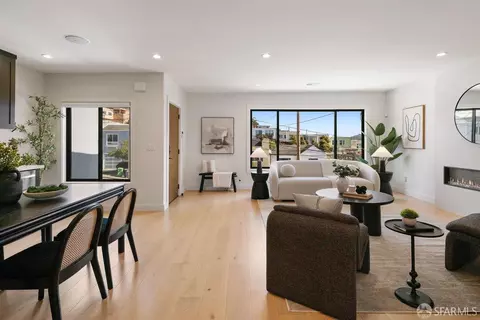 Living - 567 Head St, San Francisco, CA 94132 photo 2 of 7