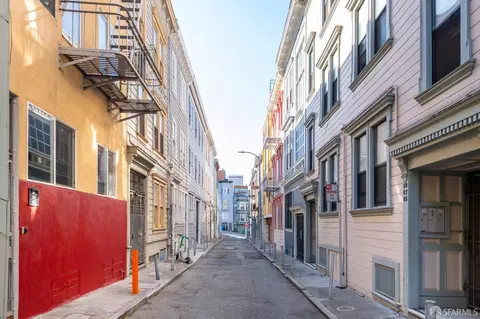 52 Varennes St, San Francisco, CA 94133