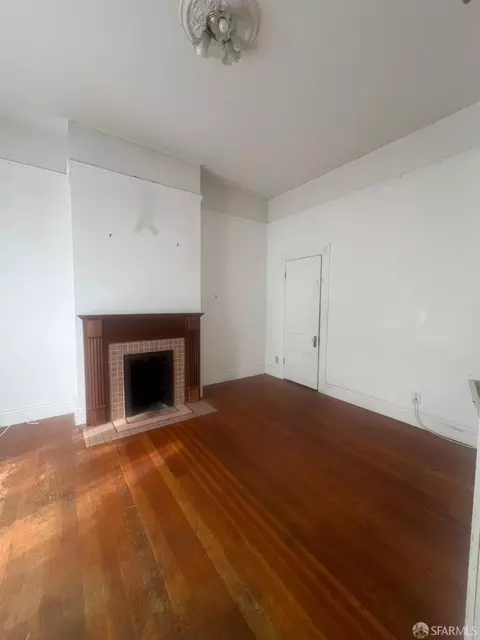 Living - 2 Juri St, San Francisco, CA 94110 photo 1 of 2