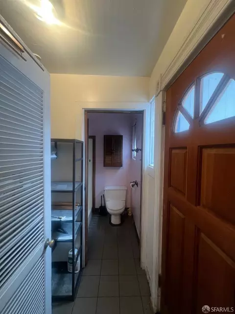 Entry Way - 2 Juri St, San Francisco, CA 94110 photo 2 of 5