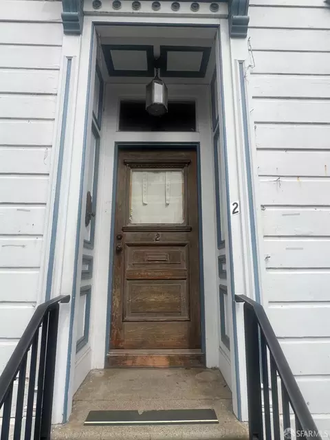 Exterior - 2 Juri St, San Francisco, CA 94110 photo 2 of 2