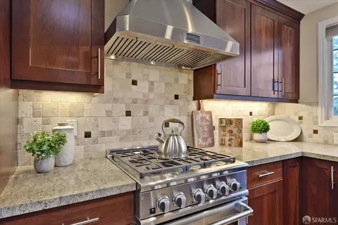 Kitchen - 270 La Prenda, Millbrae, CA 94030 photo 7 of 7
