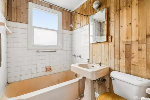 Bath - 1901 48th Ave, San Francisco, CA 94116 photo 1 of 1