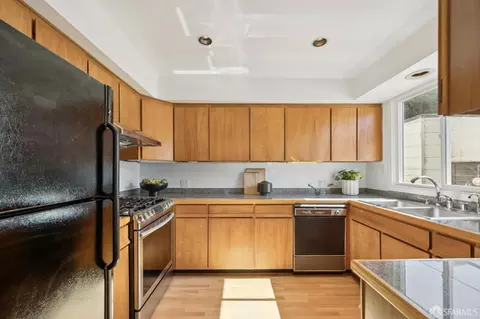 Kitchen - 279 Ulloa St, San Francisco, CA 94127 photo 1 of 2