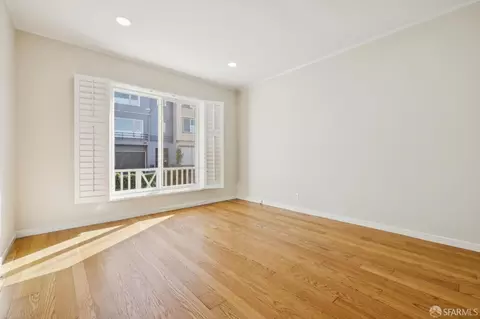 Living - 2025 14th Ave, San Francisco, CA 94116 photo 5 of 5