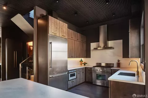 Kitchen - 571 Noe St, San Francisco, CA 94114 photo 1 of 1