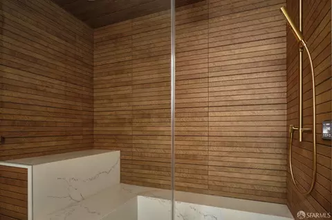 Bath - 571 Noe St, San Francisco, CA 94114 photo 7 of 7